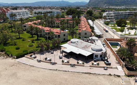 Activo comercial prime en primera linea del mar con gran terraza y vistas al mar – Dénia